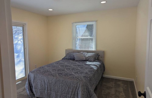 Whitewater House | Charming 3-bedroom house in peaceful Whitewater with WiFi, AC