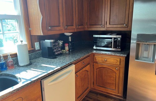 Arab House | Spacious 4 bedroom 3 fullbath home <10 mi to Guntersville Lake, 20 mi to Cullman