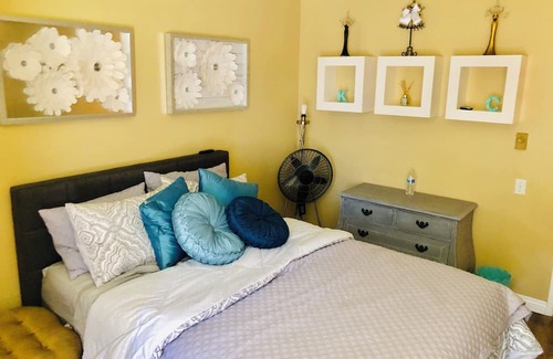 Chula Vista House | 3-Bedroom Town Home in lovely Chula Vista with WiFi 20 minutes from DT San Diego
