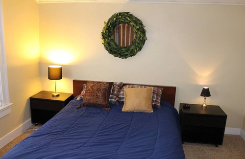 Oshkosh House | Cozy home in downtown Oshkosh