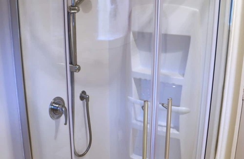 Waimate House | Private & comfortable guest space