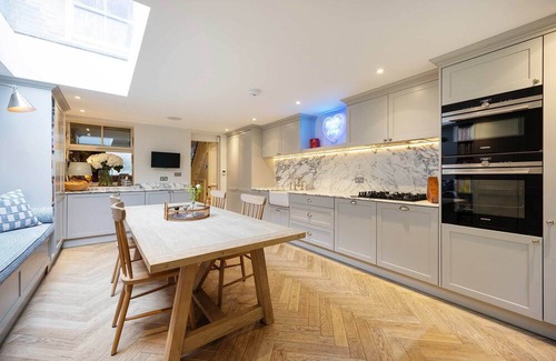 St. Mary's Park House | A Terraced Delight, by Veeve