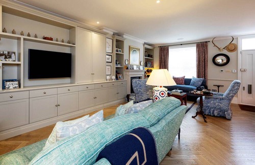 St. Mary's Park House | A Terraced Delight, by Veeve