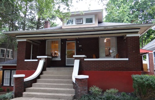 Crescent Hill House | Cozy home in Crescent Hill