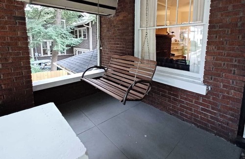 Crescent Hill House | Cozy home in Crescent Hill