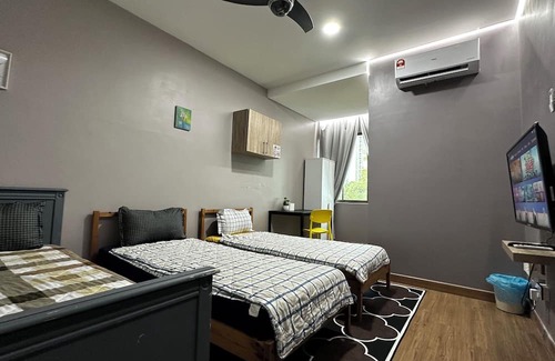Cyberjaya House | Self Check in Homestay Room 3, Y5 Netflix Parking Coway