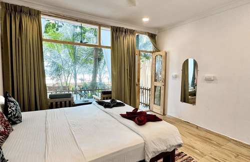 Agonda House | Secret Garden - Premium Hut #7
