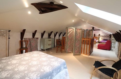 Le Rouget-Pers Cottage | Gite Le Rouget-Pers-Pers, 3 bedrooms, 8 persons