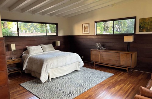 Downey House | Spacious 4-bedroom house in fabulous Downey with AC, WiFi. Close to Disneyland.
