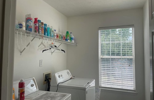 Lithonia House | 4-bedroom home in welcoming Stonecrest with WiFi, fitness area, AC