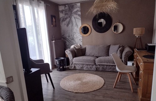 Saint-Mamert-du-Gard House | Grande Maison vue sur la Garrigue