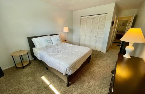 Cocoa Apartment | College Pines South in Historic Cocoa