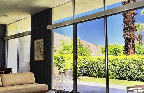 Indian Canyon Condo | Mid-Century Luxury in Historic Landmark Country Club Estates in S. Palm Springs