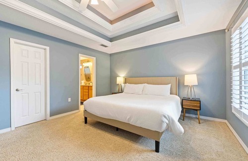 Wright House | Centrally Located Modern 3BR Ideal Family Retreat