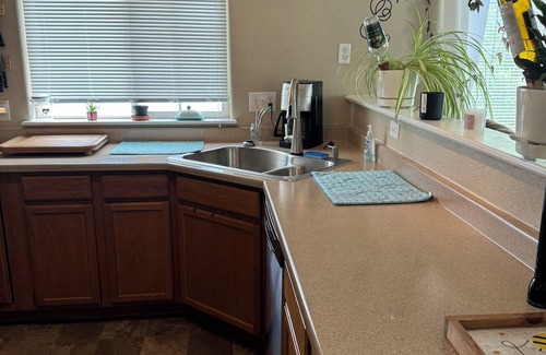 Thornton Condo | Cozy Condo nestled minutes from the gates of DIA!