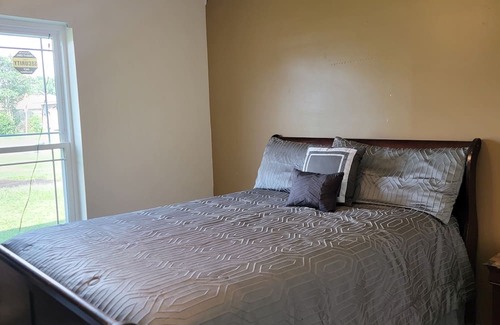 Lake Charles House | A home away from home. Enjoying time with family in a welcoming neighborhood...