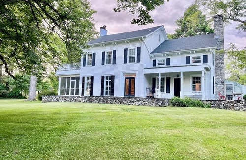 Clinton Corners House | Grand Colonial Home on Quiet Road with Giant Trees, acres of lawn and Pool