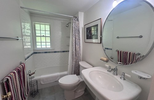 Wareham House | Wareham 3 bedroom with private beach