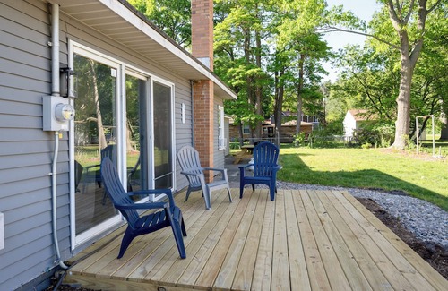 Holland Cottage | Pet-Friendly Cottage Near Beaches