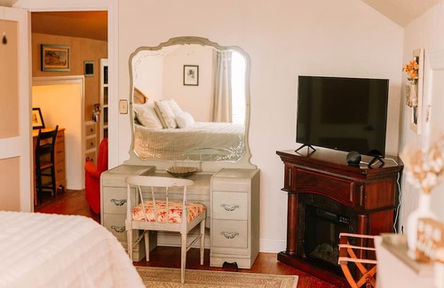 New Hope House | Shn Valley