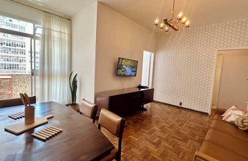 Belo Horizonte Apartment | Apê Amplo 2 Qrts com Varanda no Centro de BH