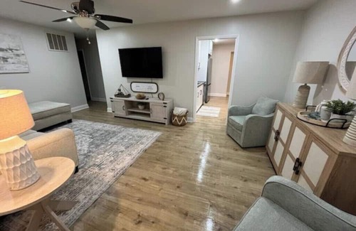 Springboro House | Charming Springboro house near historic downtown