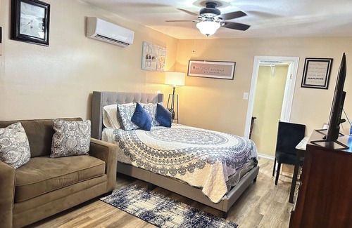 Eagle Pass Apartment | Bluestone Studio - A perfect stay that fits all your needs!