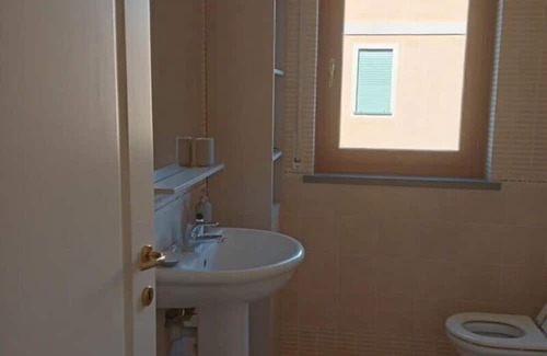 San Donato Apartment | Lovely apartment for 5 guests with WIFI, A/C, TV, balcony and parking