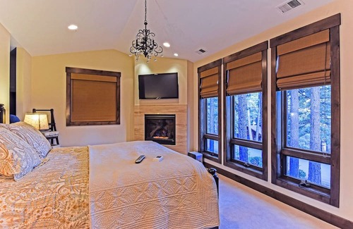 Incline Village Villa | Beautiful Villa in North Lake Tahoe, 7 Minute Drive to Crystal Bay