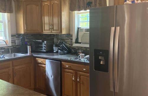 Moultonborough Cottage | Charming 3-bedroom cottage in superb Moultonborough with AC, WiFi