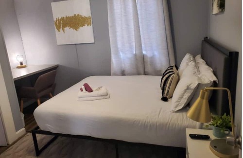 Federal Hill Apartment | The Villa-Suite # 2 at Federal Hill* NEW 2 BR APT
