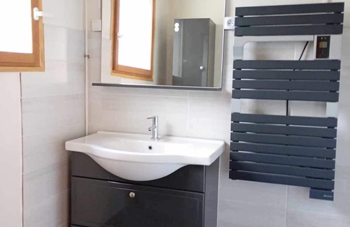 Solignat House | Maison Familiale Avec Petite Cour Fermée au Coeur de L'auvergne
