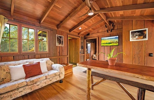 River Heads Cabin | Mango Lodge romantic cabin at River Heads near Fraser Island