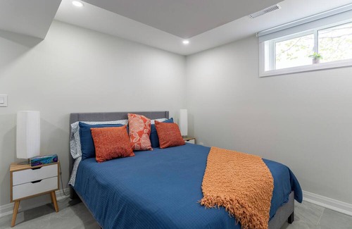 Rathwood Apartment | Cozy & Modern 2BR - Mississauga - Square One