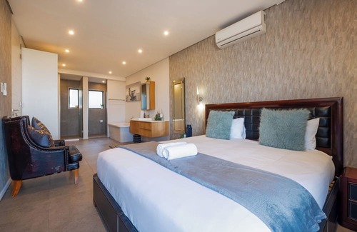 Salt Rock Apartment | Tranquil 2-Bed Condo - Eco-Estate - Stunning Views