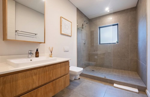 Salt Rock Apartment | Tranquil 2-Bed Condo - Eco-Estate - Stunning Views