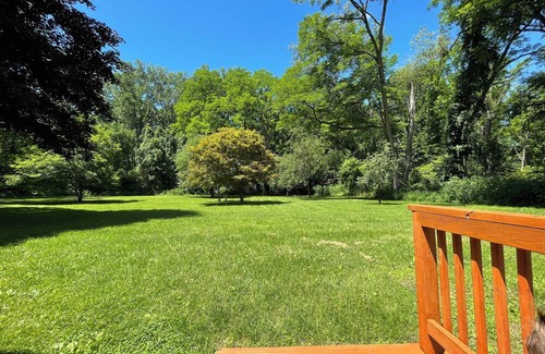 Ithaca Apartment | Cozy 2-bedroom apartment with AC and WiFi in welcoming Ithaca