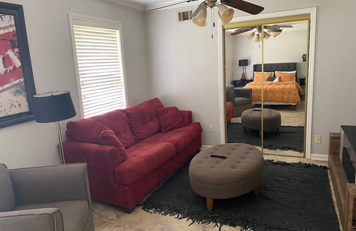 Raleigh House | Cozy 3-bedroom house in Memphis with WiFi