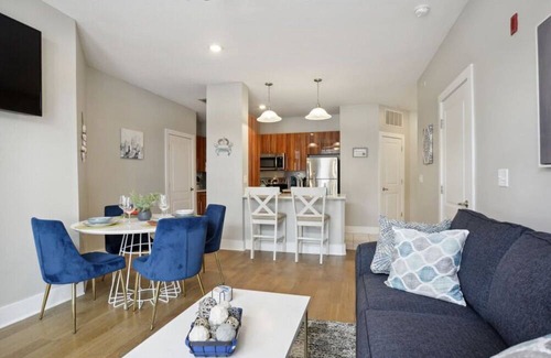 Highlands - Perkins House | 2 Bedroom Gem Close to Tiger Stadium