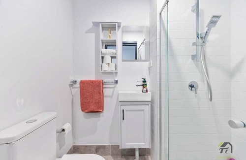 Burwood Apartment | The cozy corner for you two!