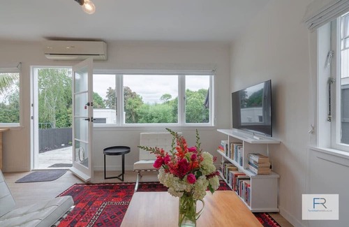 Grey Lynn House | Perfect Grey Lynn Home