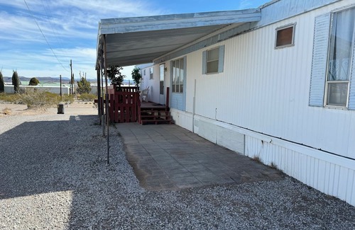 Elephant Butte House | Cozy 2-bedroom mobile home in enchanting Elephant Butte with AC, WiFi, and quiet