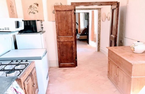 San Brizio Villa | Sleeps 12 - amazing scenery all around - exc villa, pool + grounds - pool house