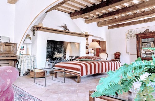 San Brizio Villa | Sleeps 12 - amazing scenery all around - exc villa, pool + grounds - pool house