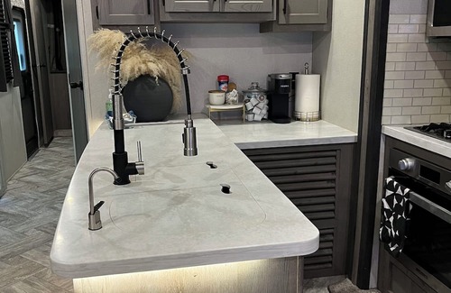 Merced County House | Charming 2-bedroom RV in brilliant Atwater with WiFi, AC