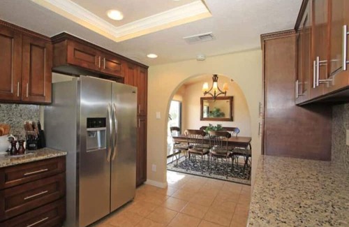 Palm Desert Villa | Lovely Villa on Golf Course in Beautiful Gated County Club