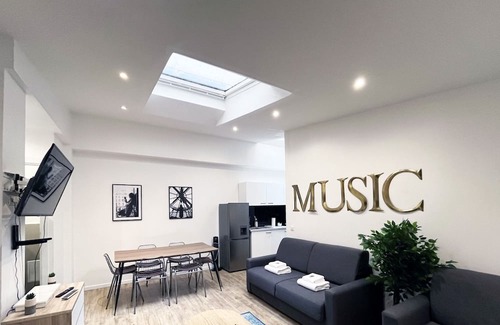 Quartier de la Porte-Saint-Denis Apartment | Urban Flat 187 - Sublime 1 Bedroom in Paris
