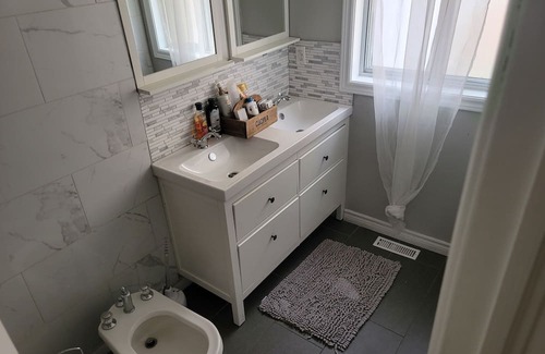 Vaughan House | Detached 4bedroom 3 bathrooms house in Woodbridge