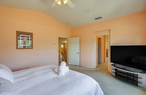 Placentia House | Spacious Orange County Home: 11 Mi to Disneyland!