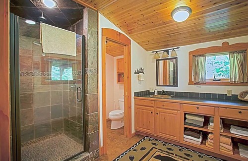 Ashford Cabin | Timberline Lodge